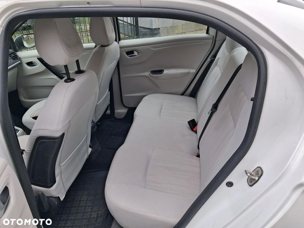 Peugeot 301 1.6 HDi Active - 11