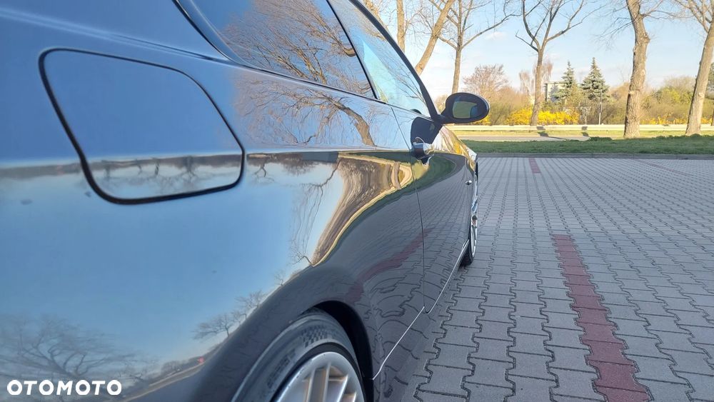 BMW Seria 3 330i - 4