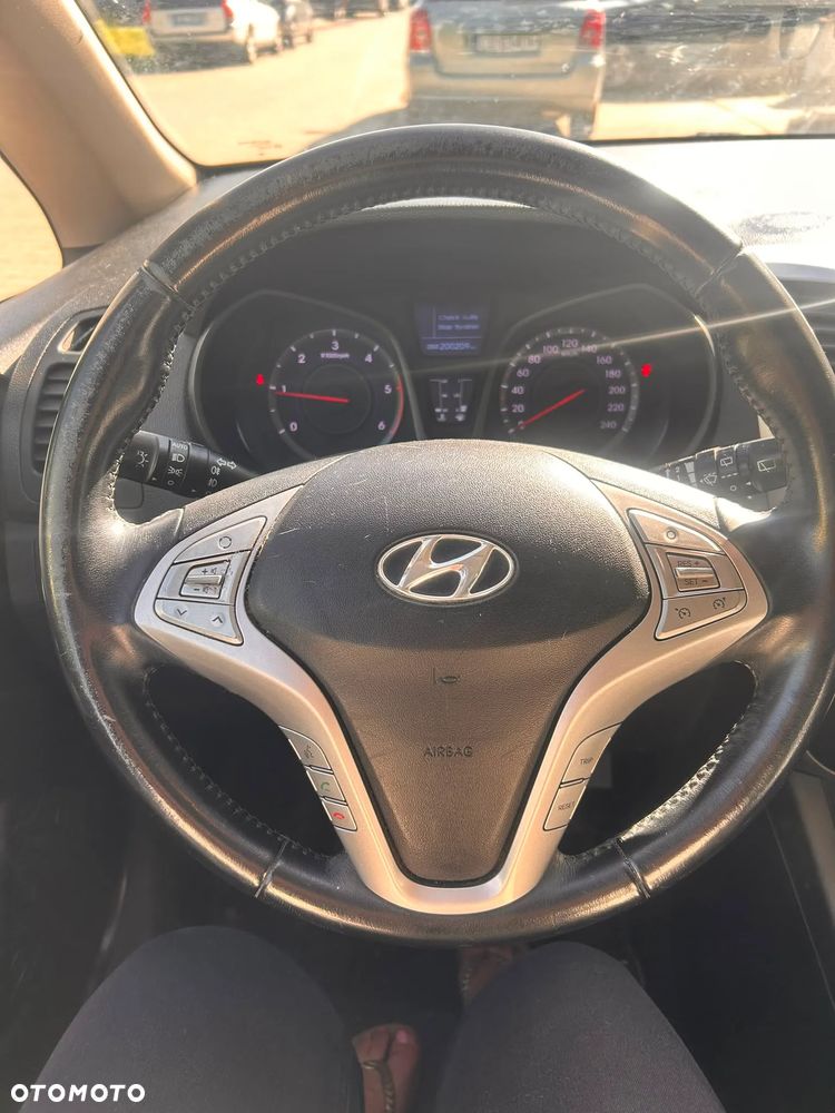 Hyundai ix20 1.4 CRDi Premium blue - 9