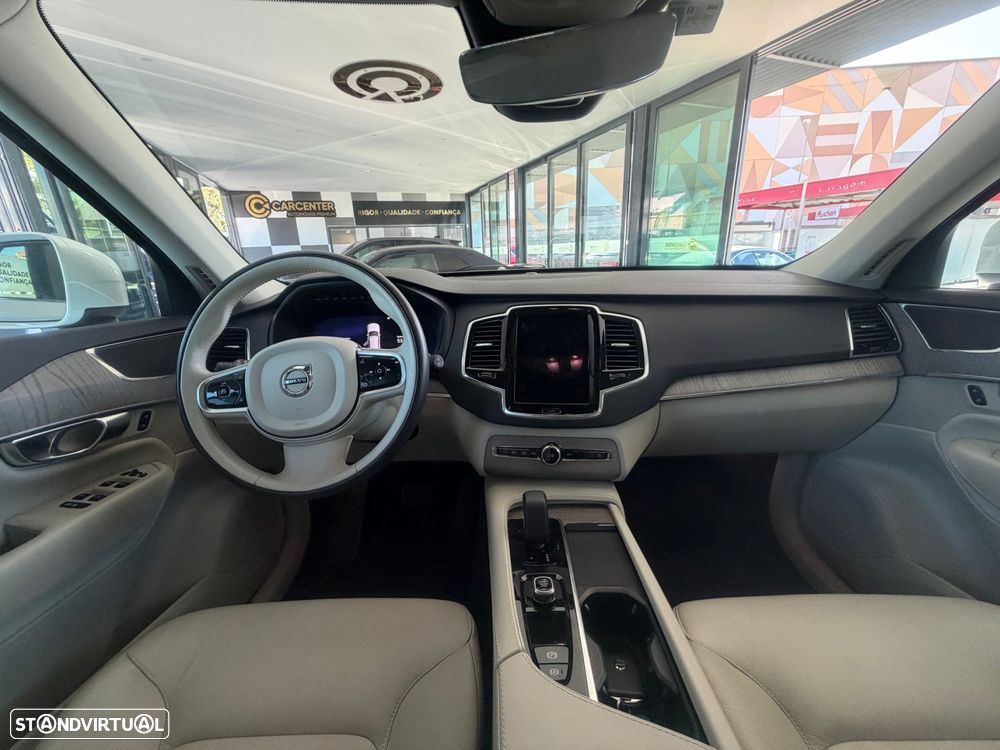 Volvo XC 90 - 8
