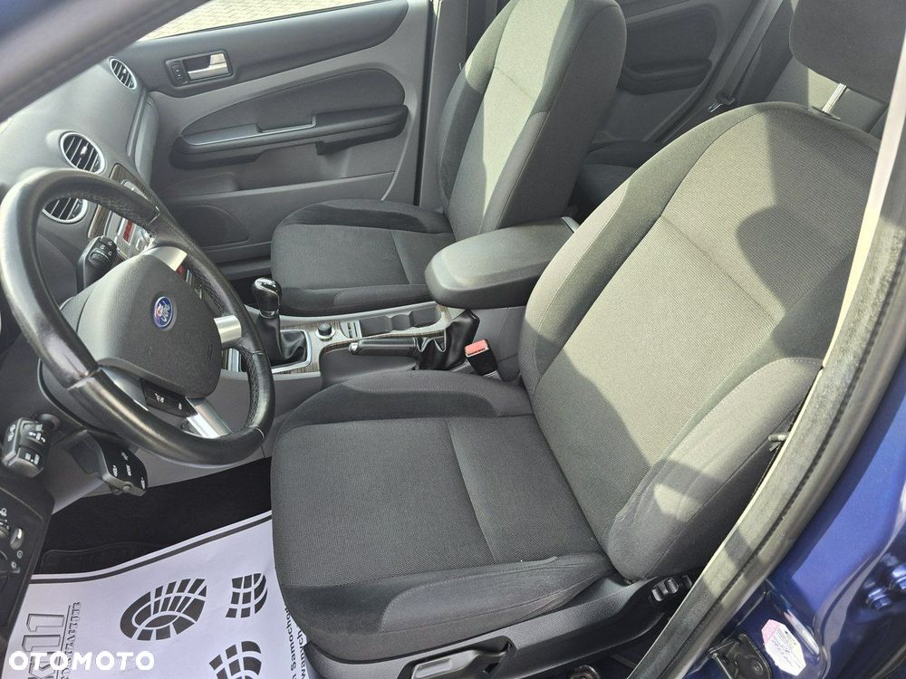 Ford Focus - 15