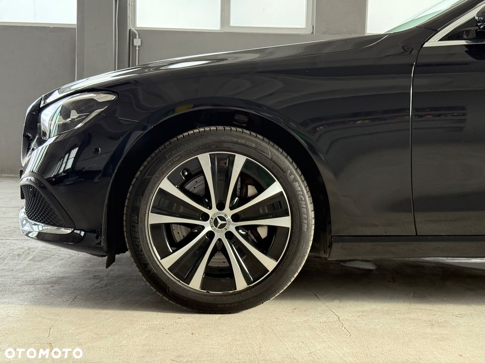 Mercedes-Benz Klasa E 300 AMG/Avantgarde - 8
