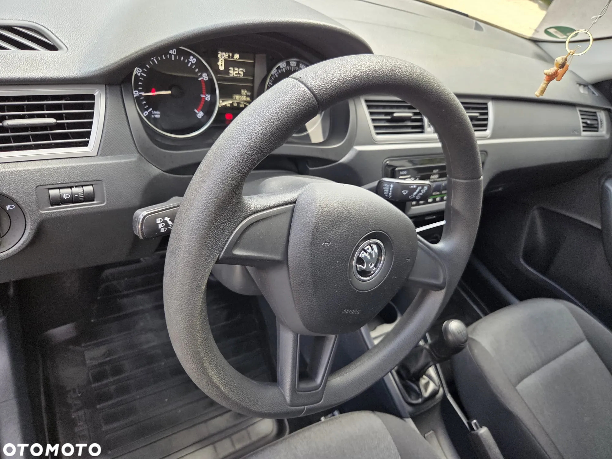 Skoda RAPID 1.2 TSI (Green tec) Active - 10