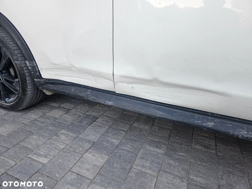 Nissan Juke 1.6 Visia - 10