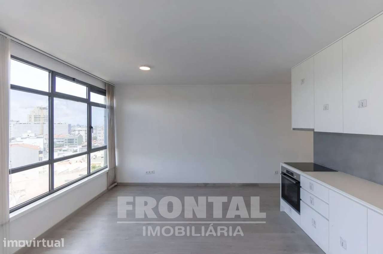 Apartamento T0+1 | Localização Premium Junto ao Metro e El Corte Inglé - Grande imagem: 2/9
