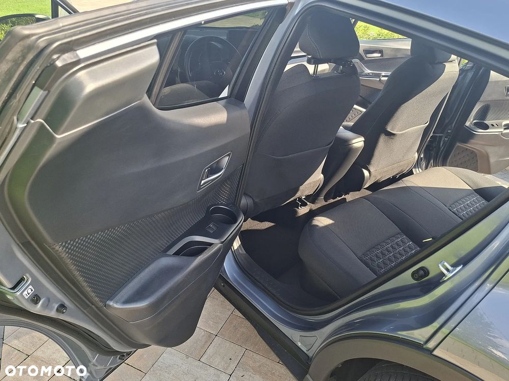 Toyota C-HR - 30