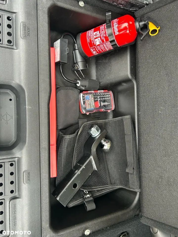 Jeep Wrangler Unlimited GME 2.0 Turbo Sahara - 30