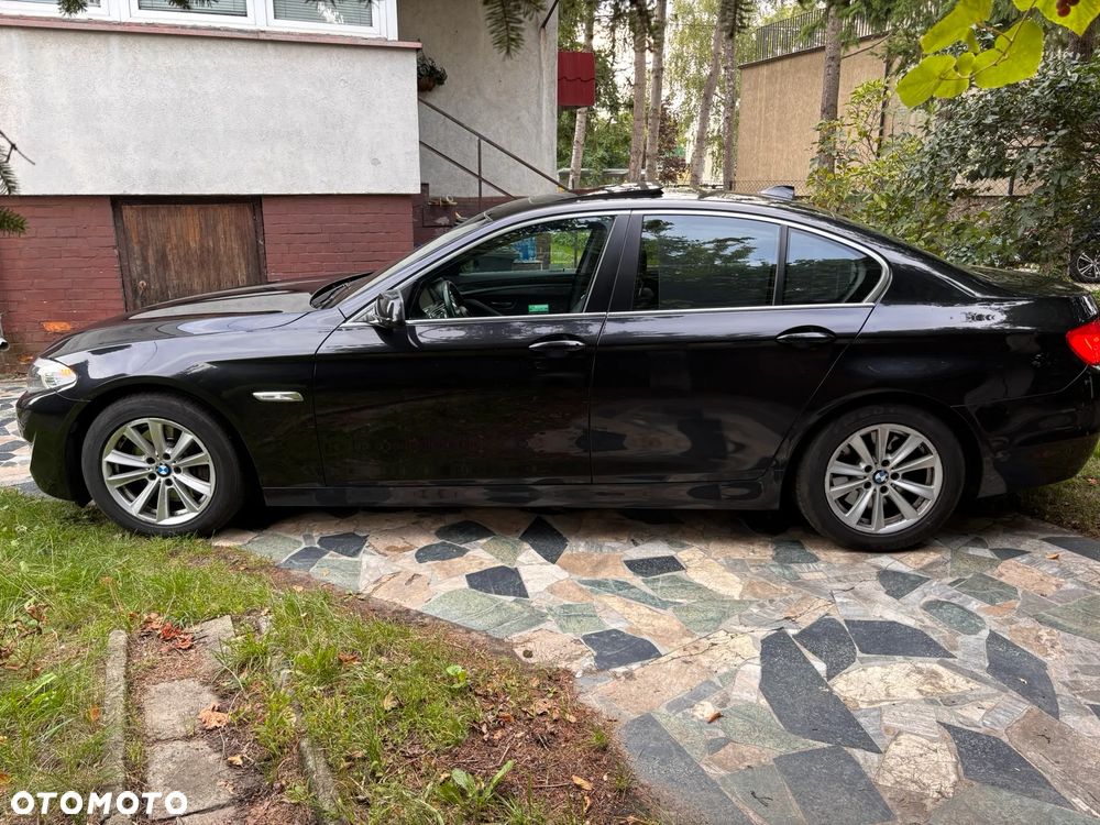 BMW Seria 5 530d xDrive Modern Line - 7