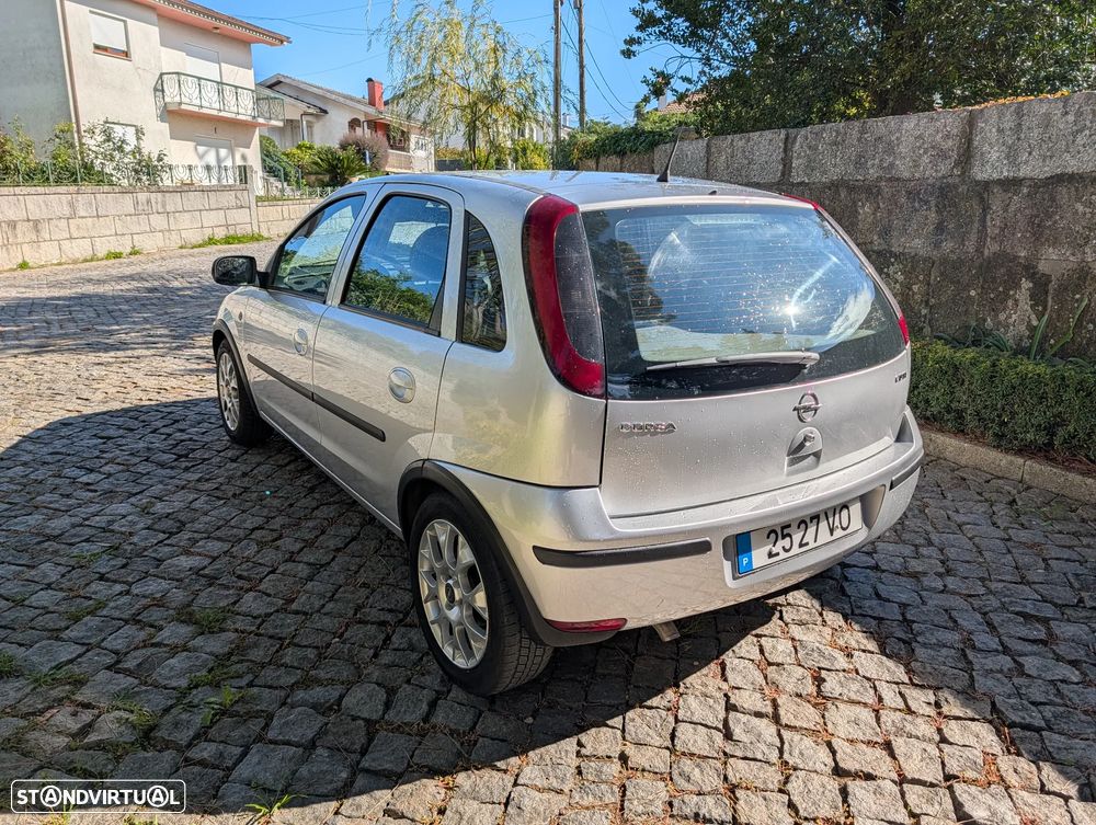 Opel Corsa 1.3 CDTI Cosmo - 4