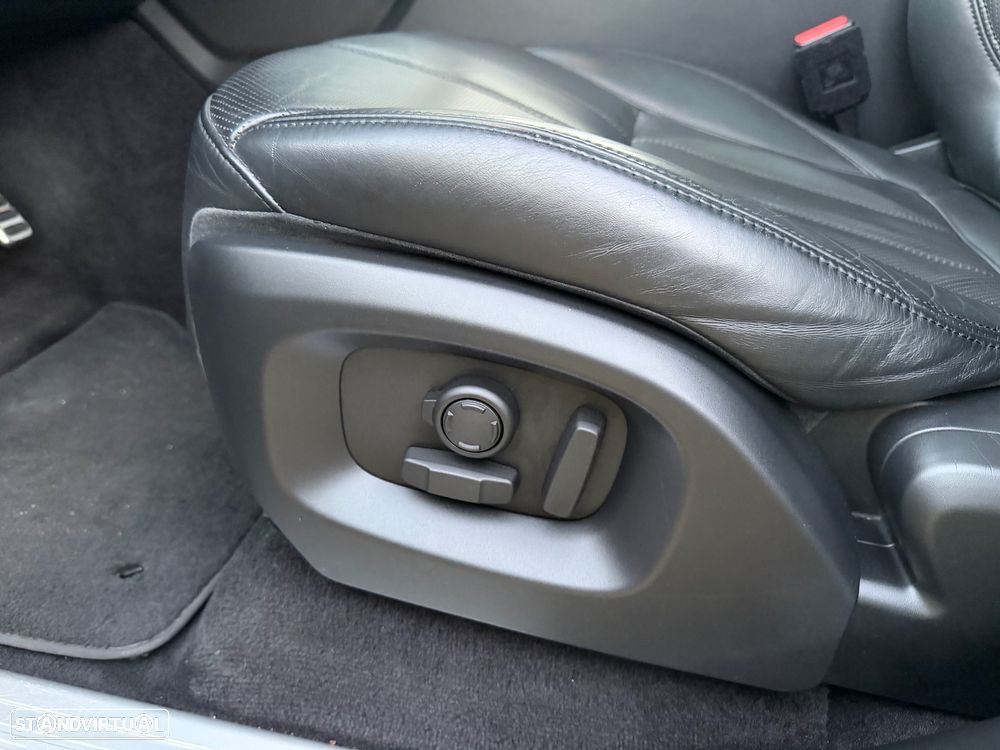 Land Rover Range Rover Sport 3.0 SDV6 HEV HSE Dynamic - 16