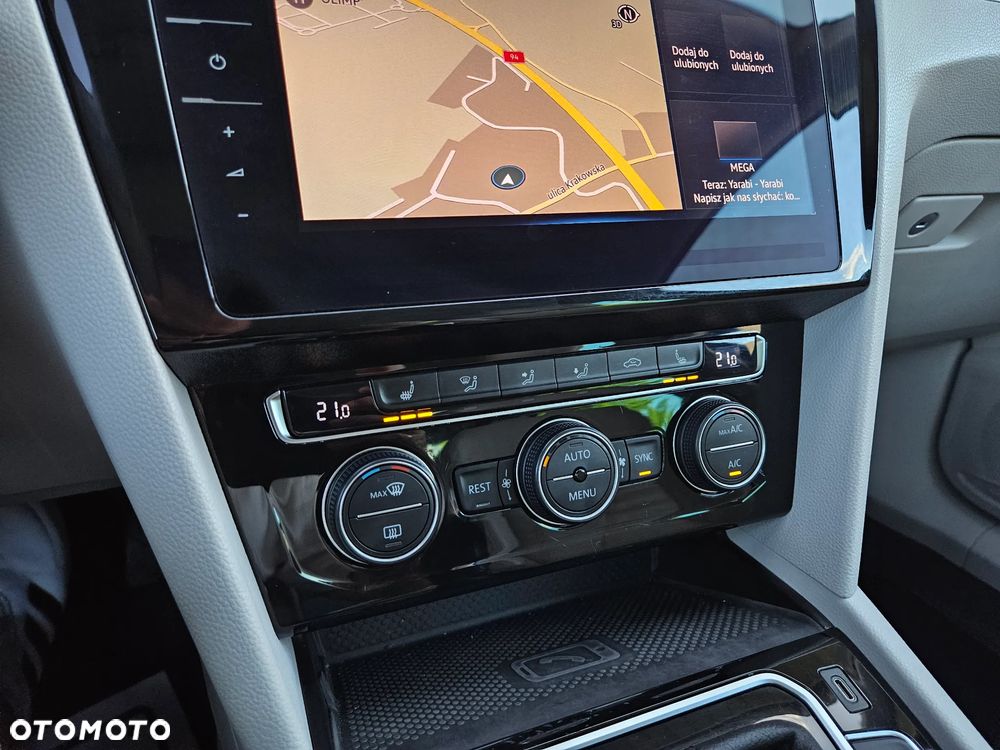 Volkswagen Passat 2.0 TDI EVO Elegance DSG - 21