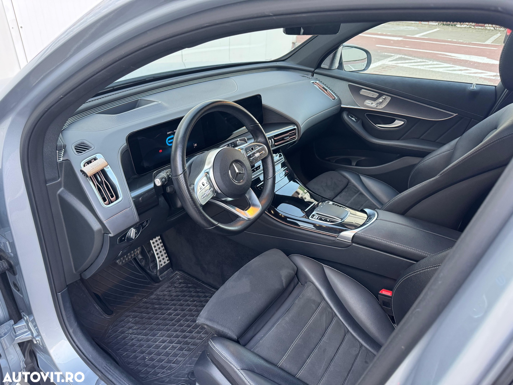 Mercedes-Benz EQC 400 4Matic AMG Line - 13