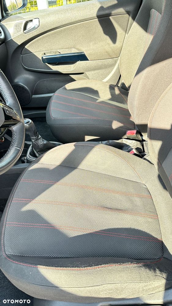 Opel Corsa 1.4 16V Enjoy - 10