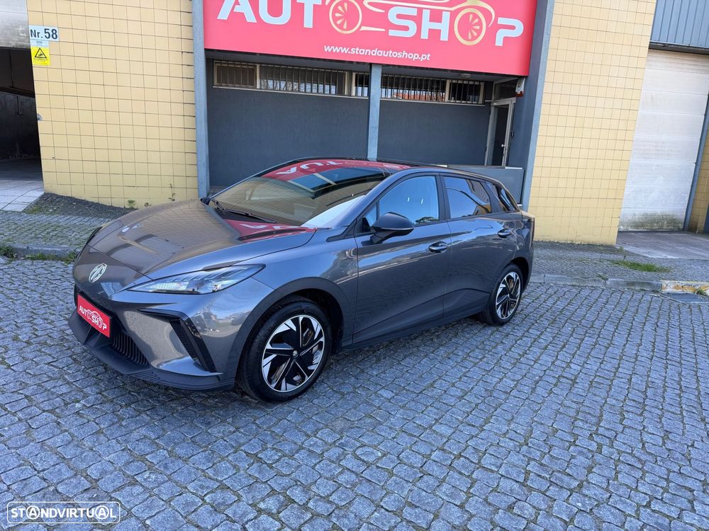 MG MG4 64 kWh Luxury - 9
