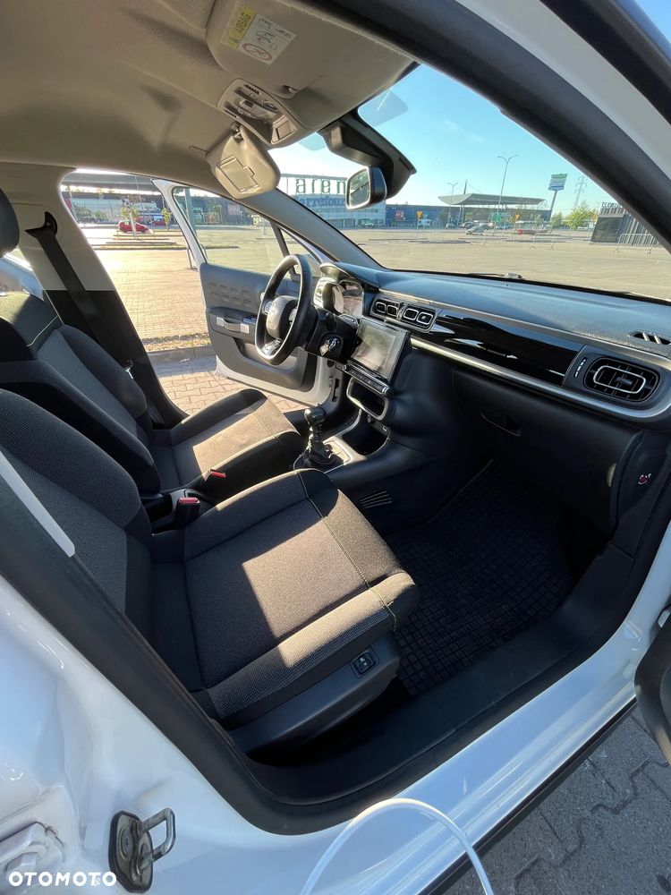 Citroën C3 1.2 PureTech Shine S&S - 18