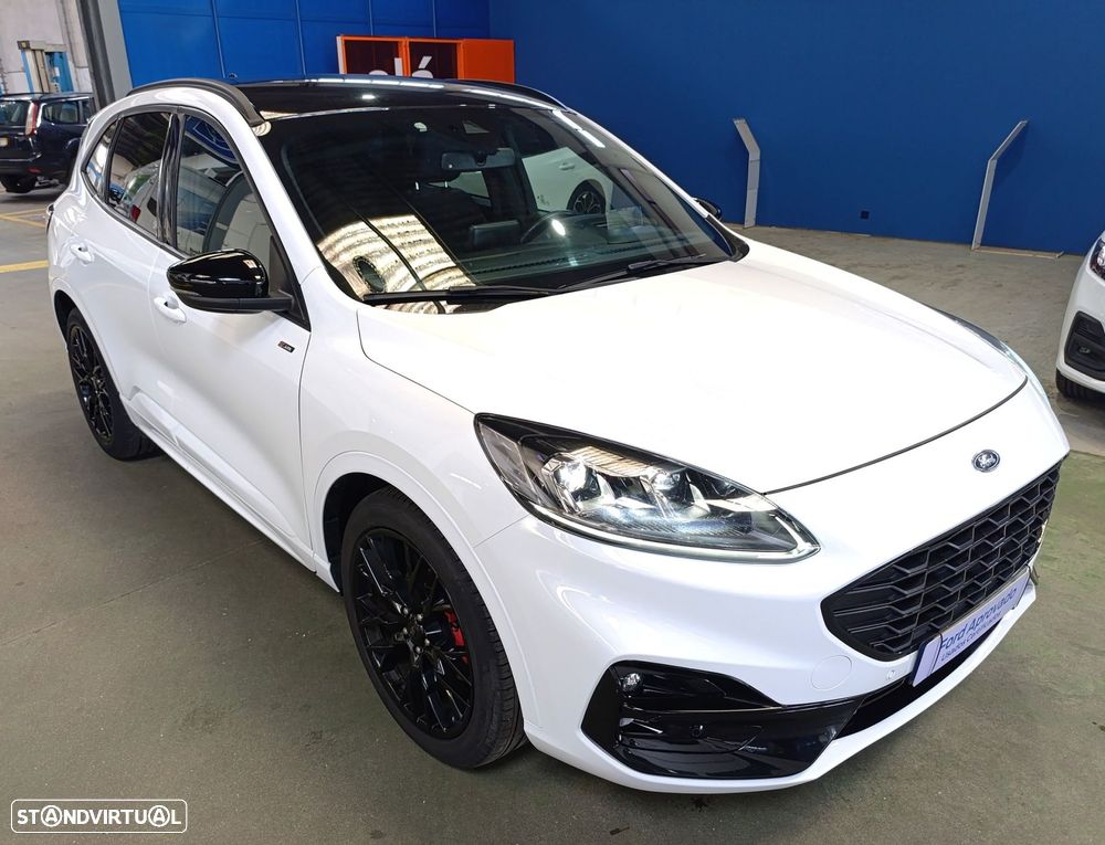 Ford Kuga 1.5 EcoBoost ST-Line X — fotografia 3