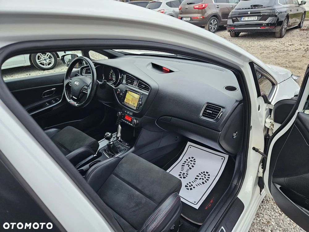 Kia Ceed 1.6 T-GDI GT-Challenge - 29