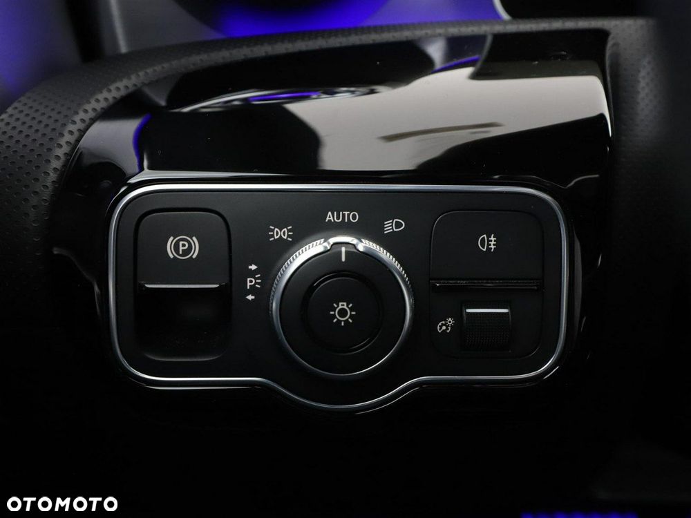 Mercedes-Benz CLA AMG 35 4-Matic 7G-DCT - 38