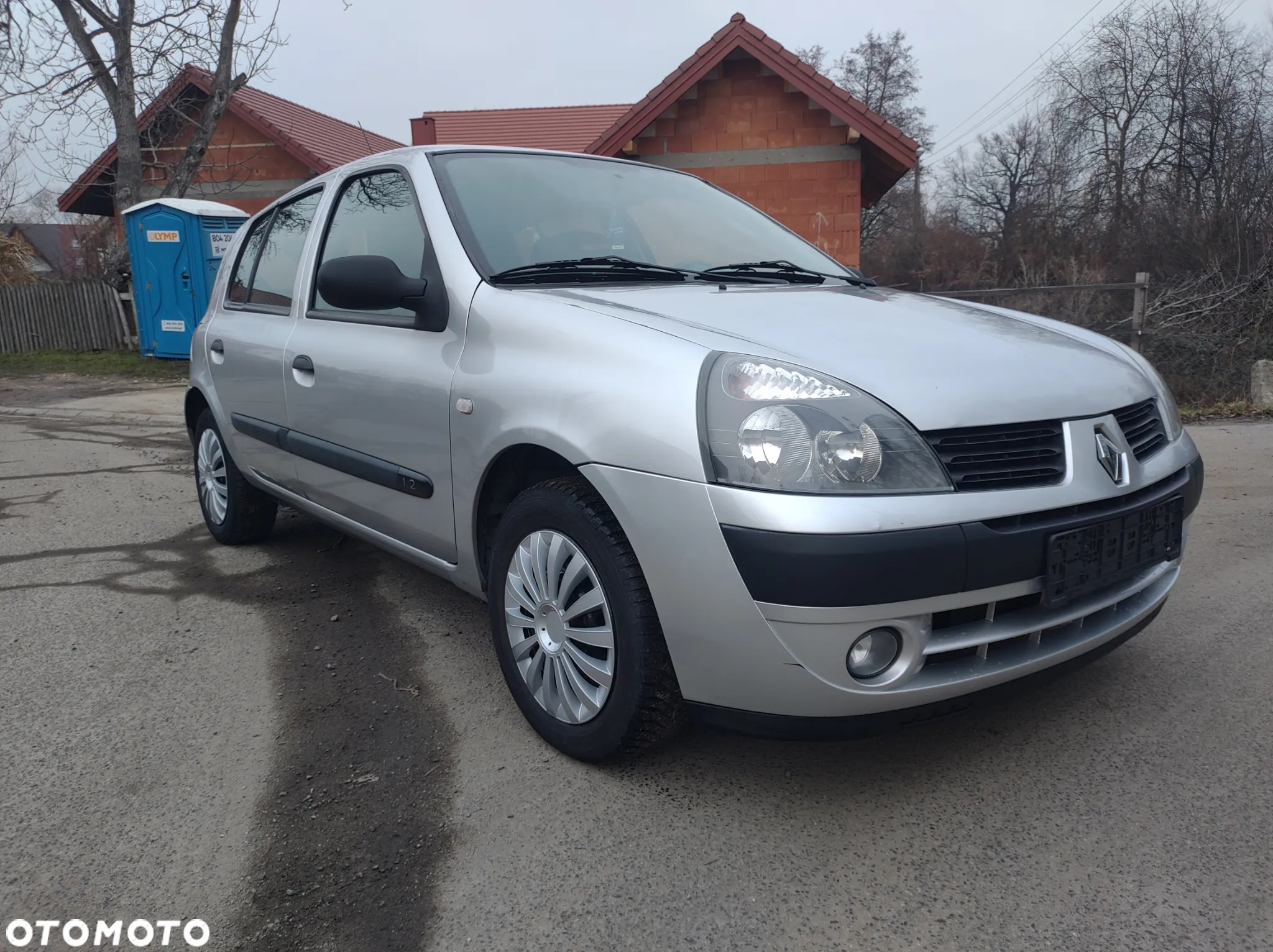 Renault Clio 1.2 16V 75 Collection - 13