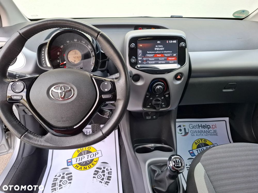 Toyota Aygo 1.0 VVT-i JBL Edition - 17