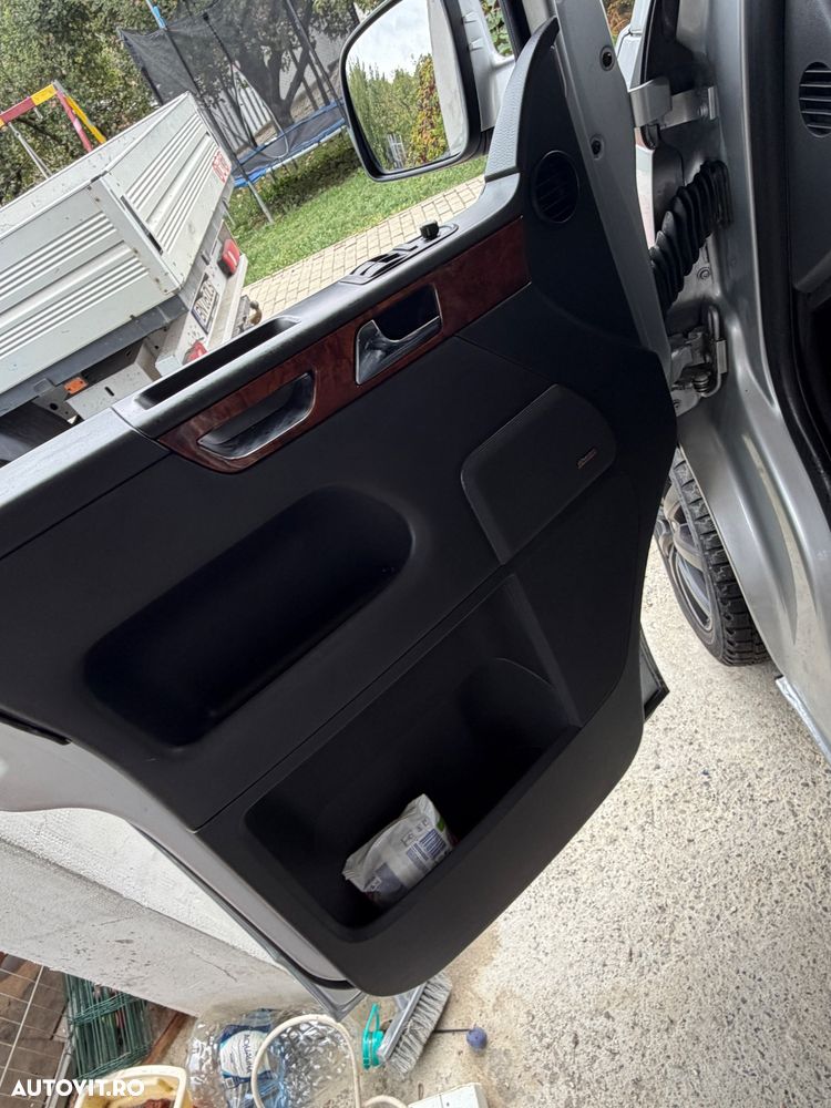 VOLKSWAGEN Multivan 2008 — imagine 10