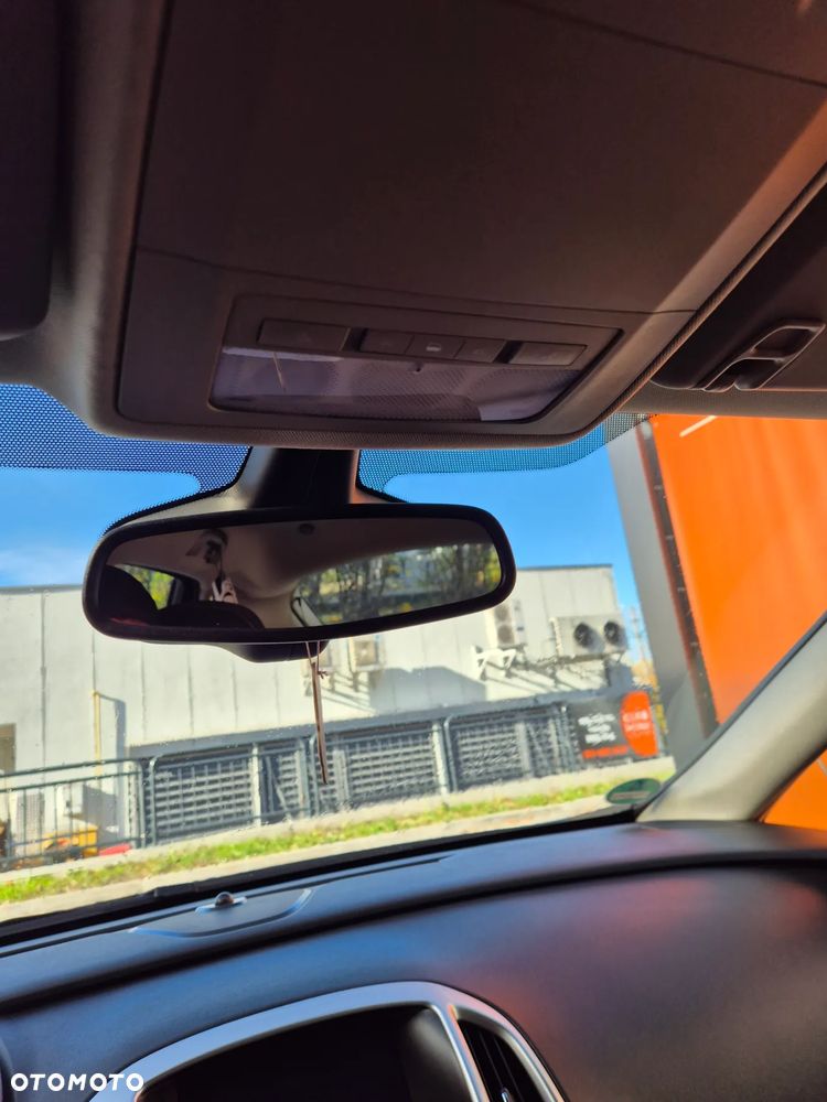 Opel Astra 1.4 T Cosmo - 19