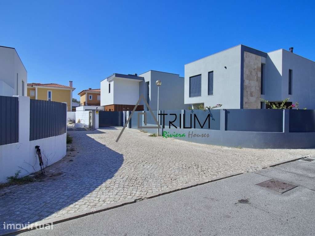 Moradia Contemporânea de Luxo com Piscina Aquecida, Jardim e Cave M... - Grande imagem: 3/50
