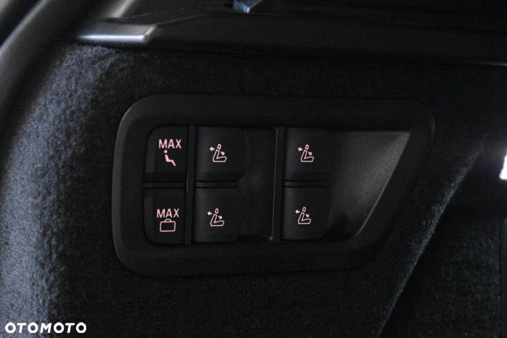 BMW X7 - 36