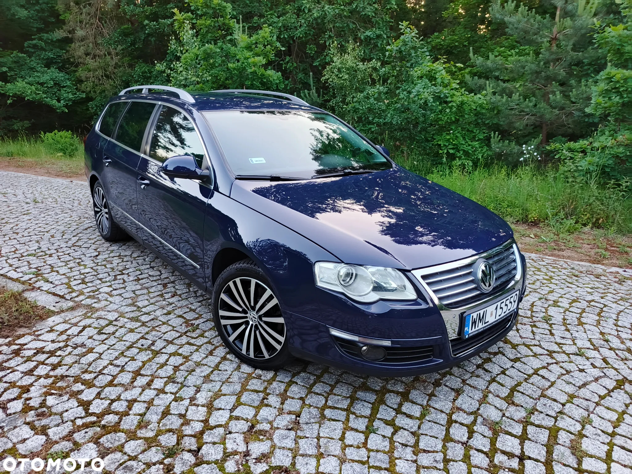 Volkswagen Passat 2.0 TDI DPF Highline - 32