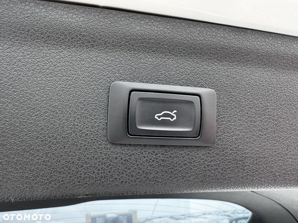 Audi Q3 2.0 TDI Quattro S tronic - 14