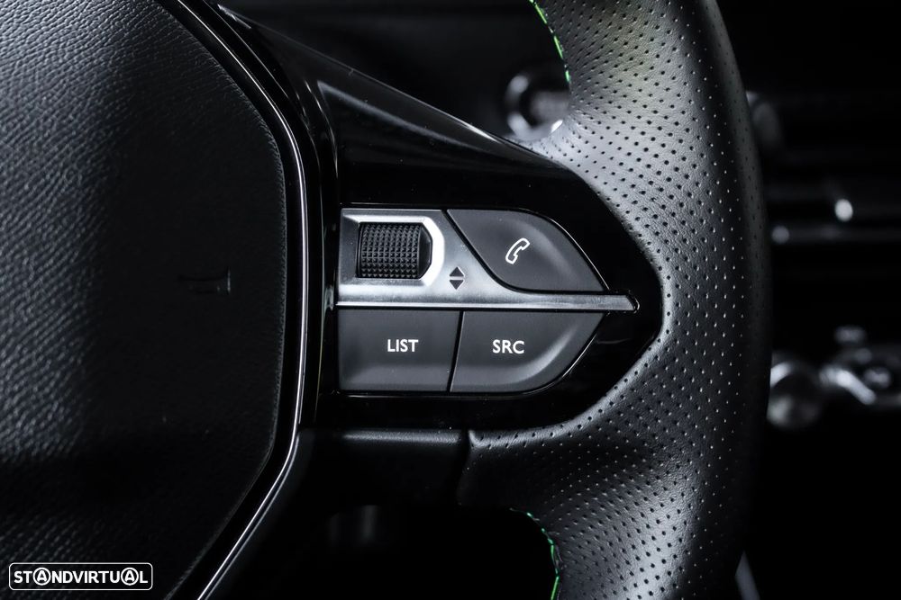 Peugeot e-2008 GT - 15