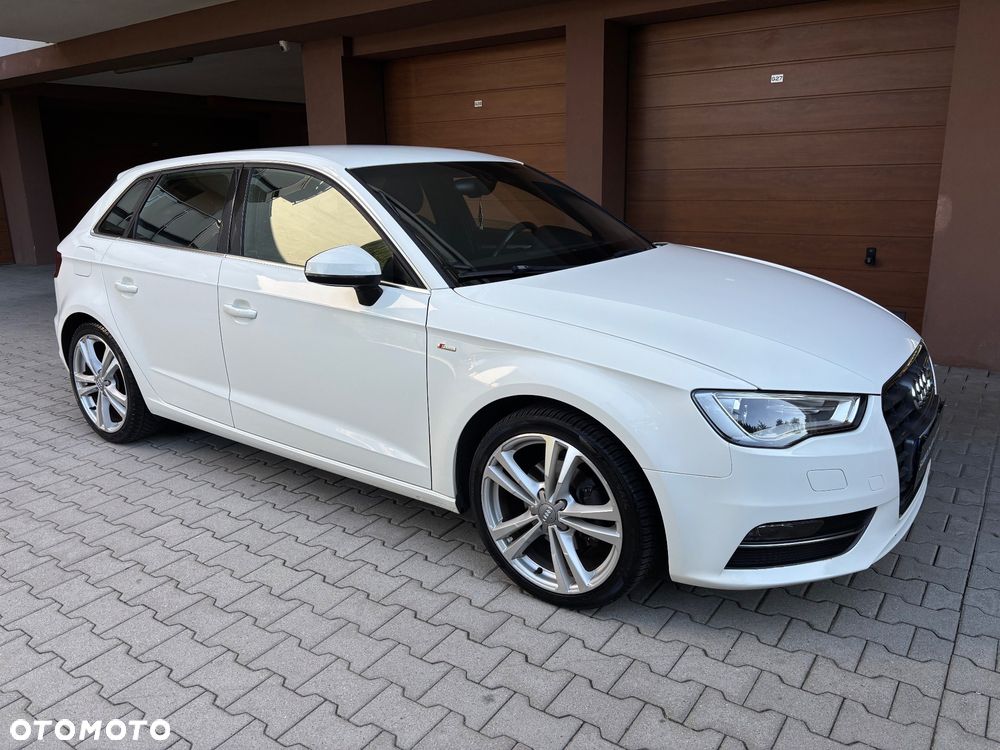 Audi A3 Sportback 1.4 TFSI S line Sportpaket - 23