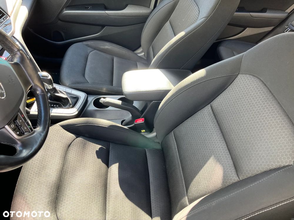 Hyundai Elantra 1.6 Style - 11