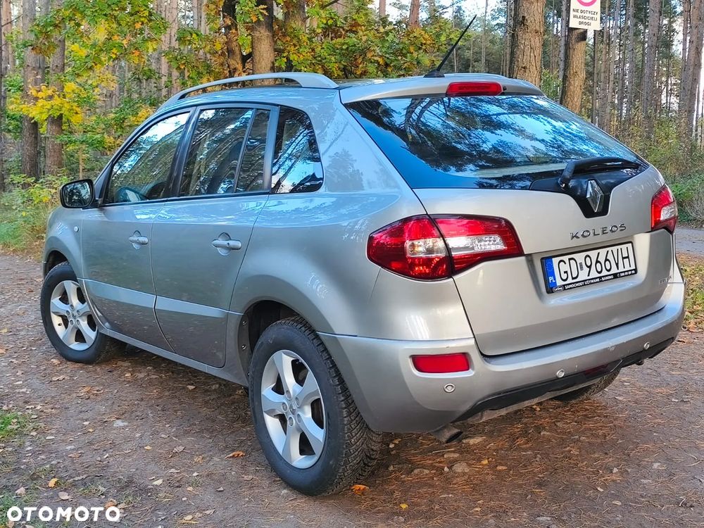 Renault Koleos 2.0 dCi FAP 4x4 Luxe - 4