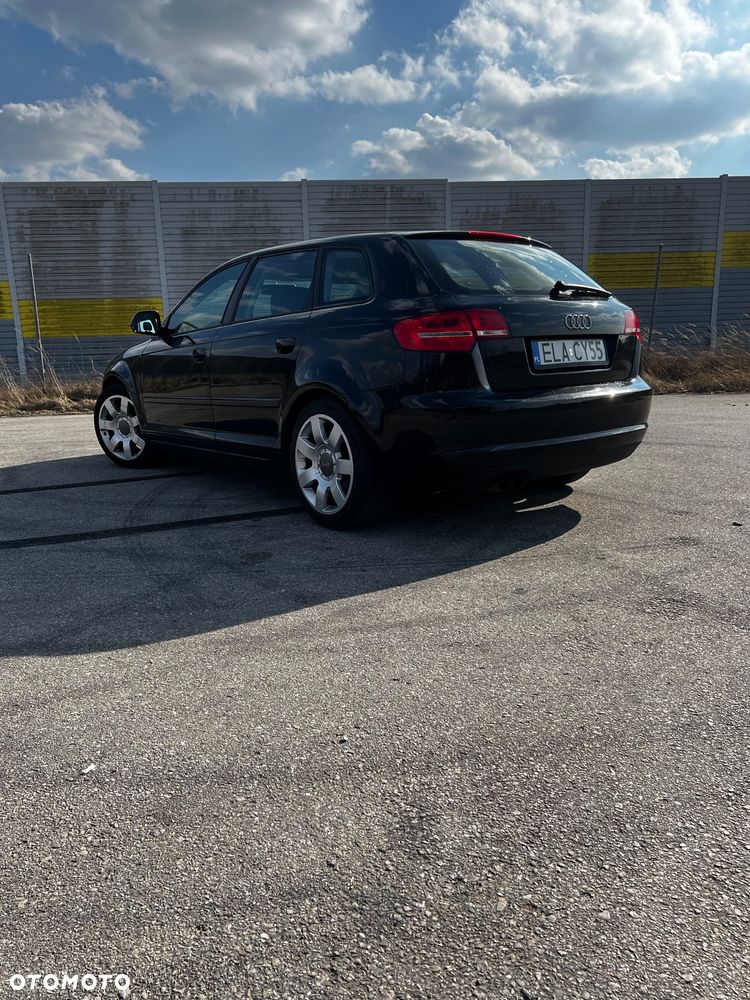 Audi A3 Sportback - 5