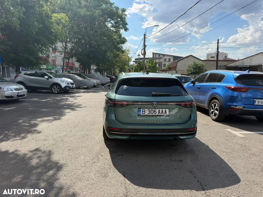 Volkswagen Passat 2.0 TDI DSG Elegance - 2