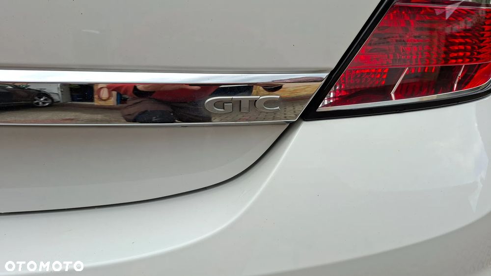Opel Astra 1.6 Edition 111 Jahre - 10