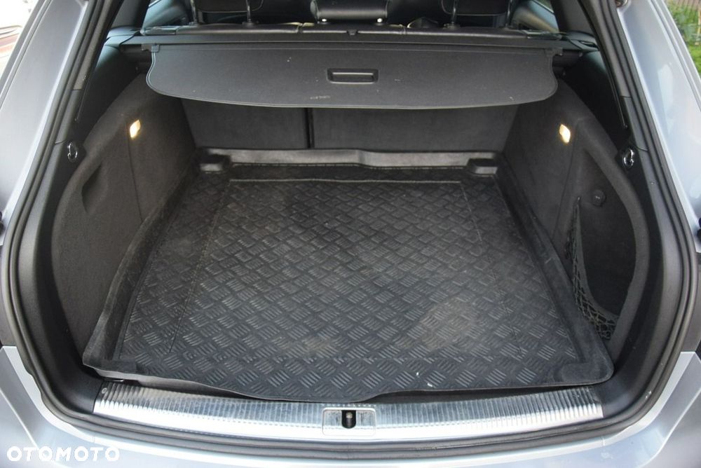 Audi A4 Avant 2.0 TFSI Flexible Fuel Quattro - 23