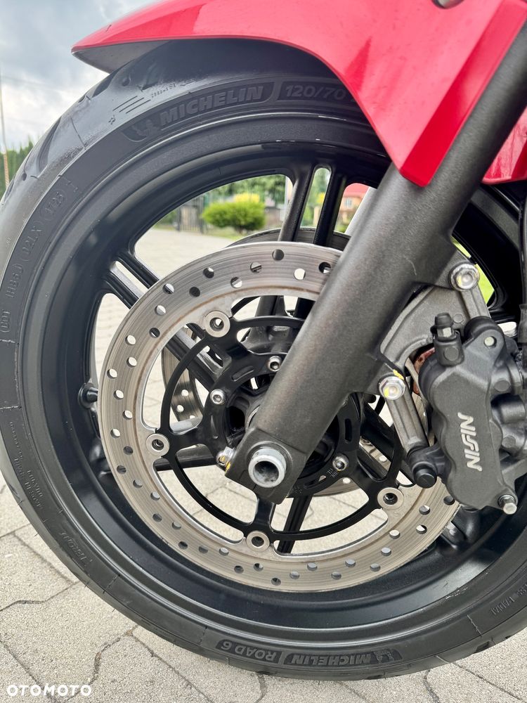 Honda CBF - 12