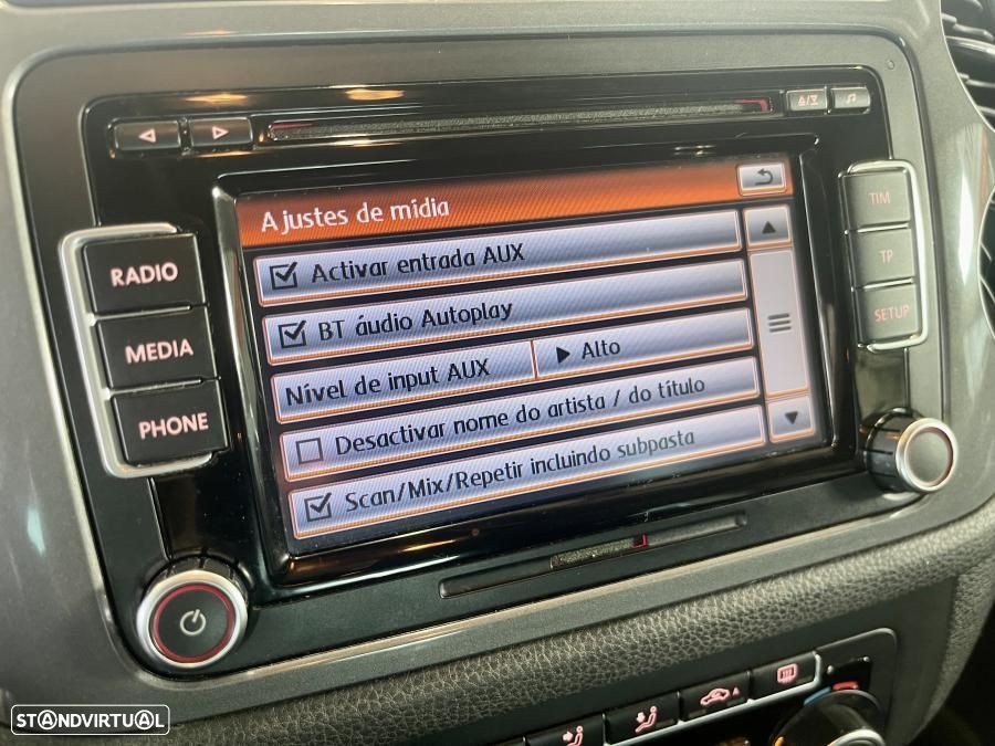 VW Tiguan 2.0 TDi Sport BlueMotion - 21