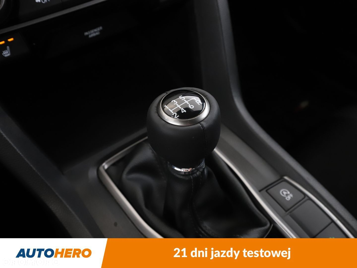 Honda Civic 1.0 T Elegance - 26