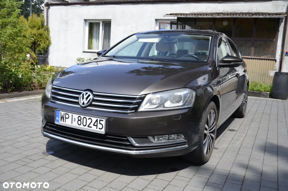 Volkswagen Passat 1.4 TSI Comfortline - 1