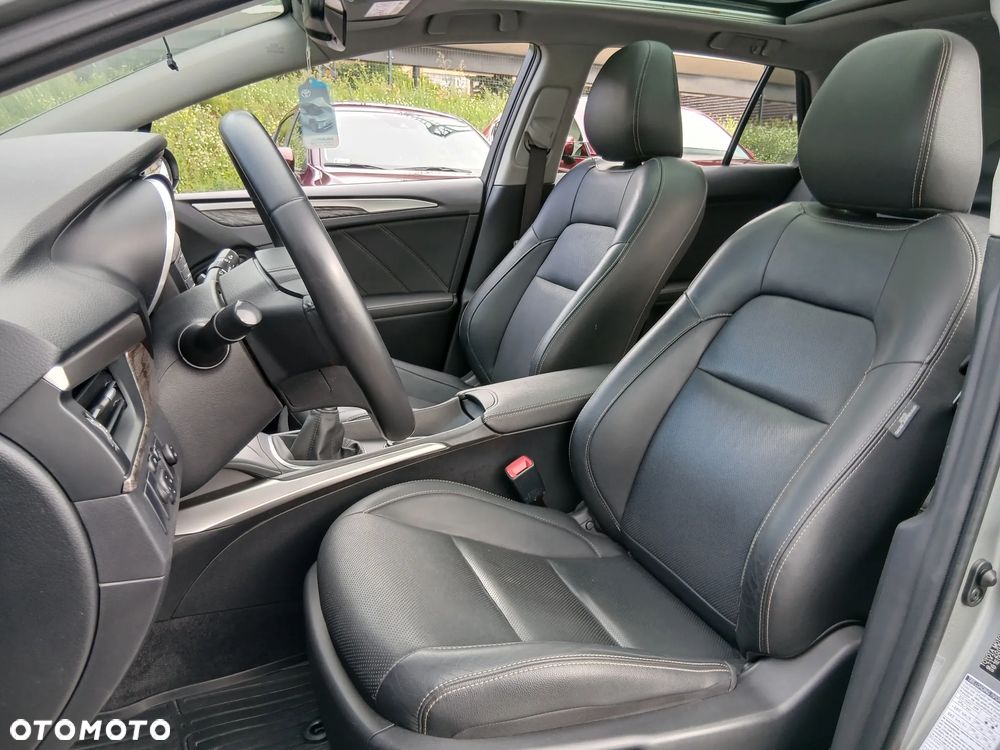Toyota Avensis 1.8 Prestige - 19