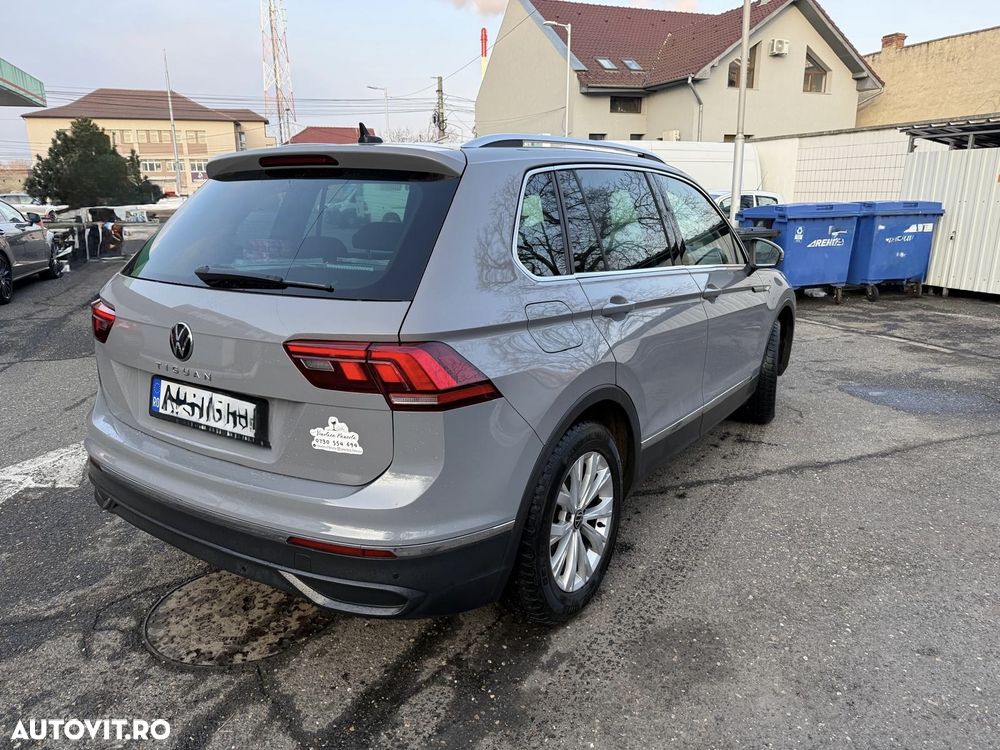 Volkswagen Tiguan 2.0 TDI 4Mot DSG Comfortline - 6