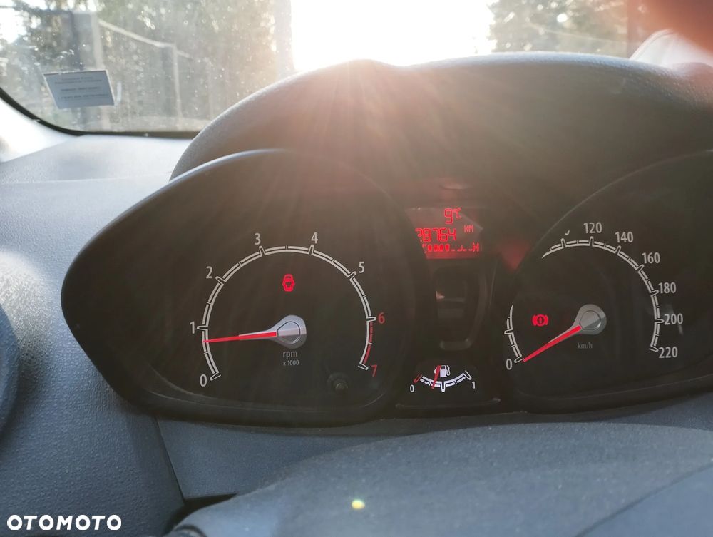 Ford Fiesta 1.25 Champions Edition - 4