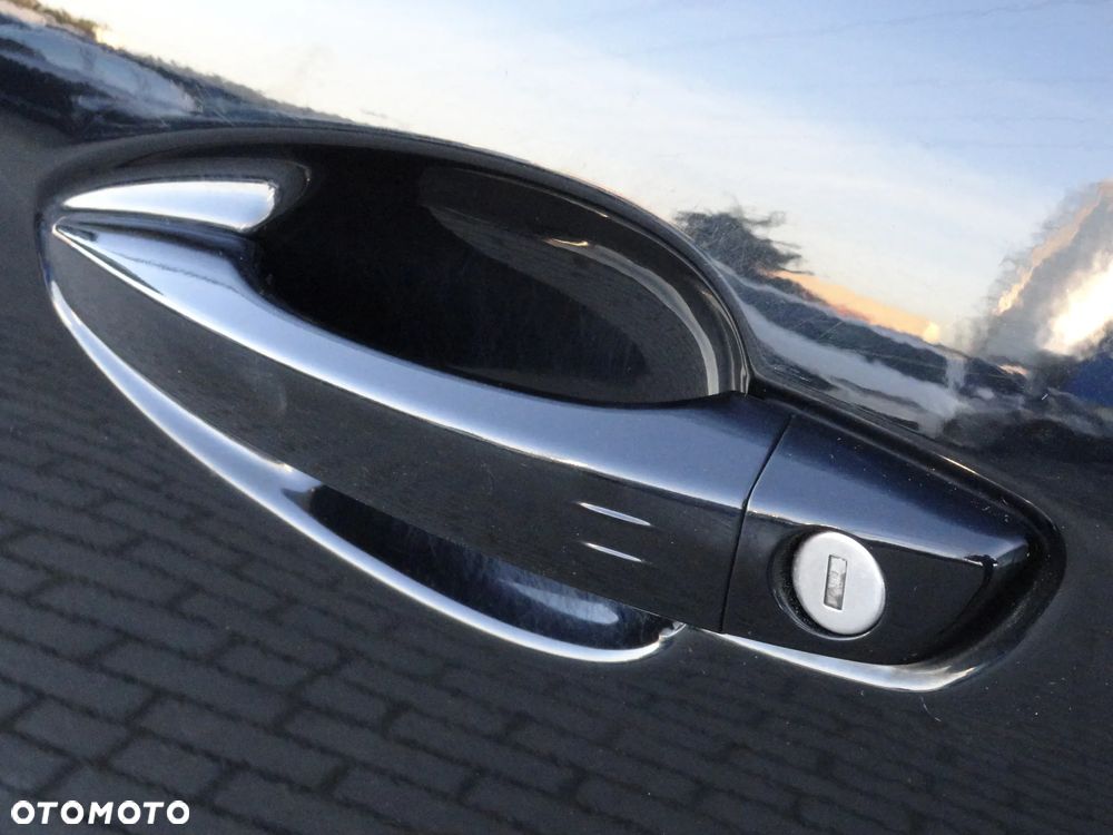 Peugeot 5008 1.5 BlueHDI Allure S&S EAT8 - 24