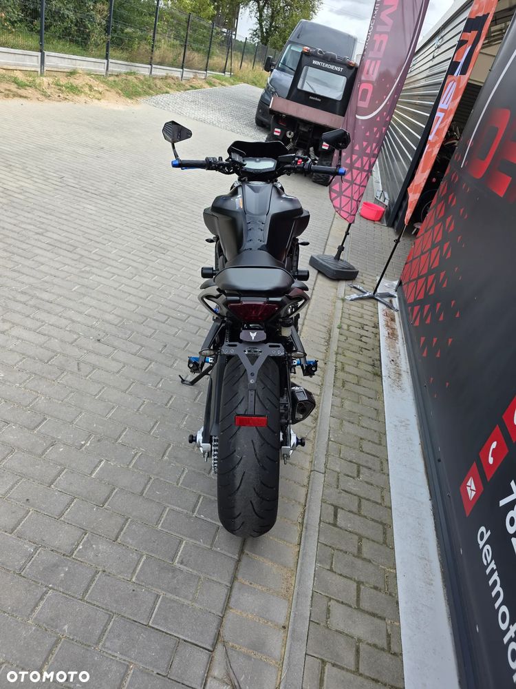 Yamaha MT - 16