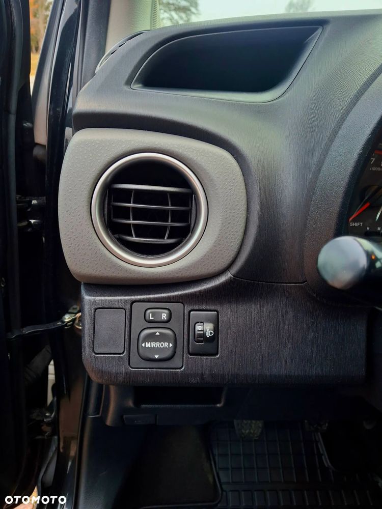 Toyota Yaris 1.33 VVT-i Life - 27