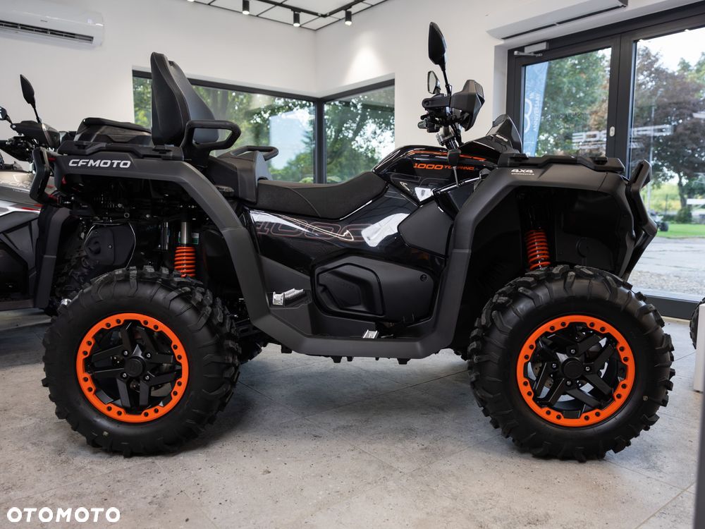 CFMoto CForce - 9