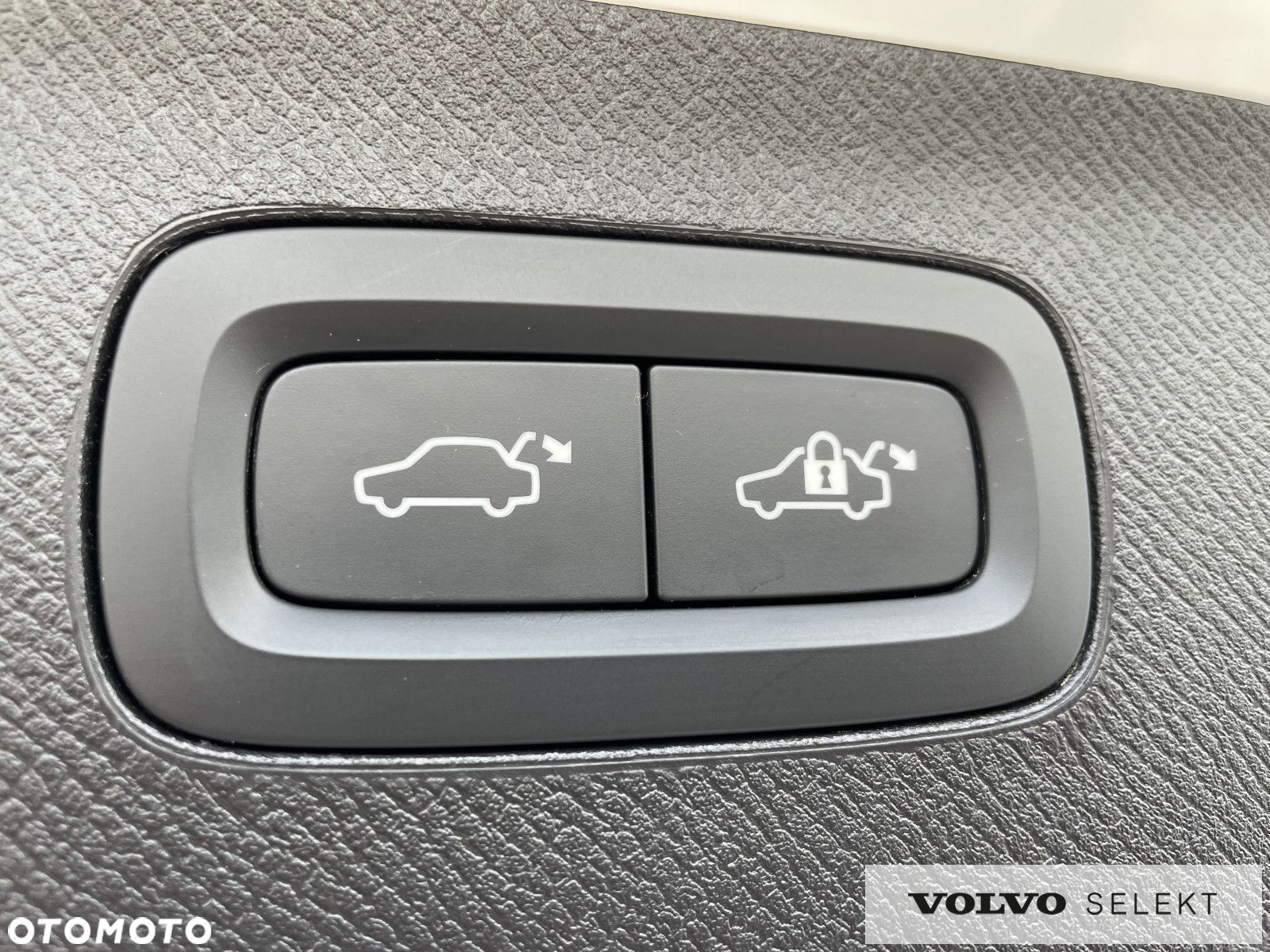 Volvo XC 90 - 31